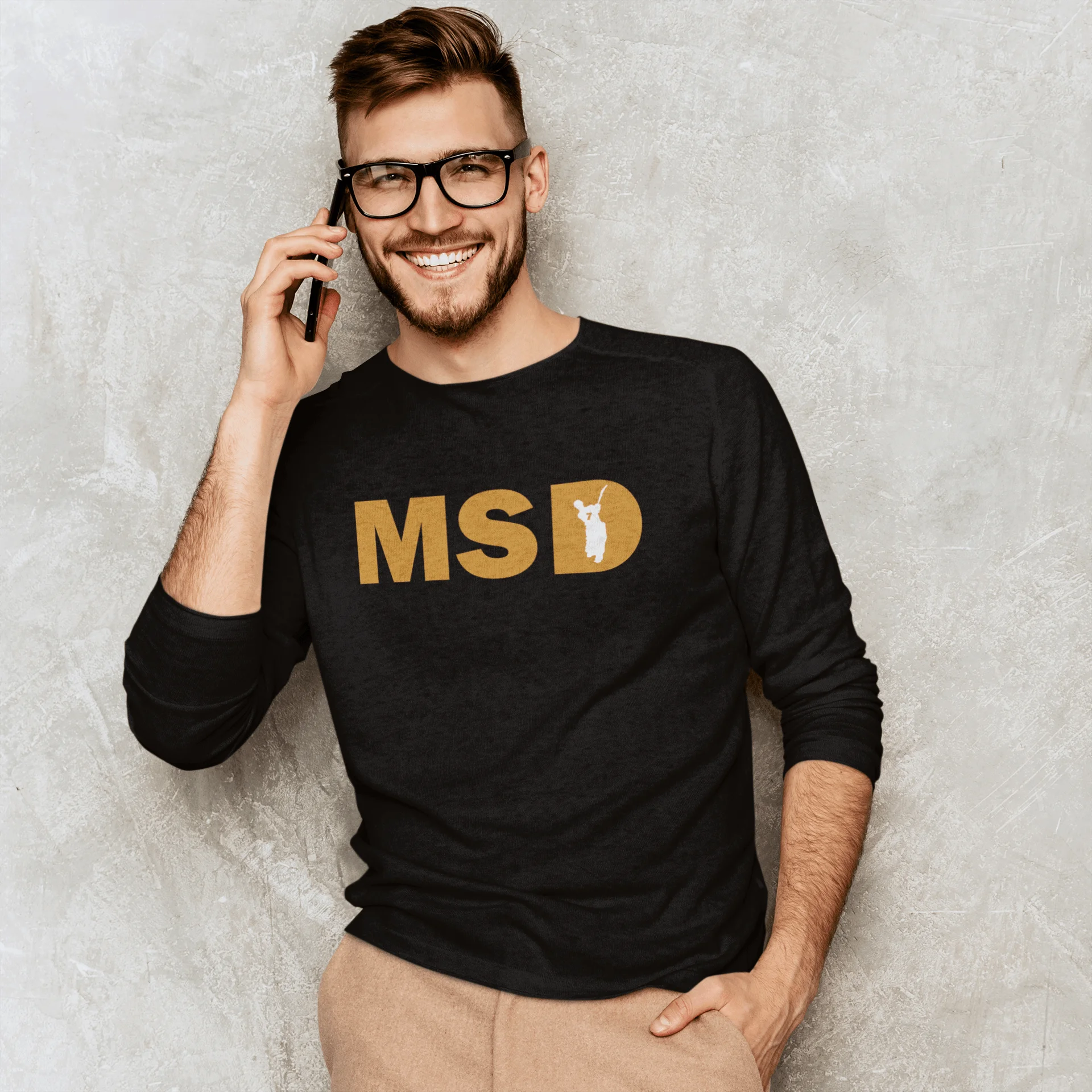 Discover the comfort and style of our MS Dhoni T-Shirt. Made with premium materials, this full sleeve tee celebrates cricketing greatness with a classic round neck design. Perfect for fans and everyday wear.